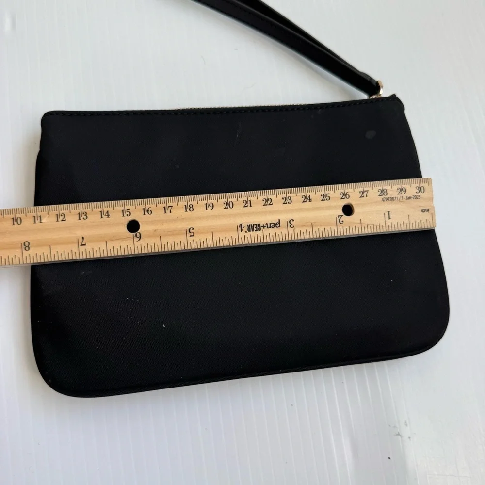 Kate Spade Chelsea Black Zip Pouch wristlet